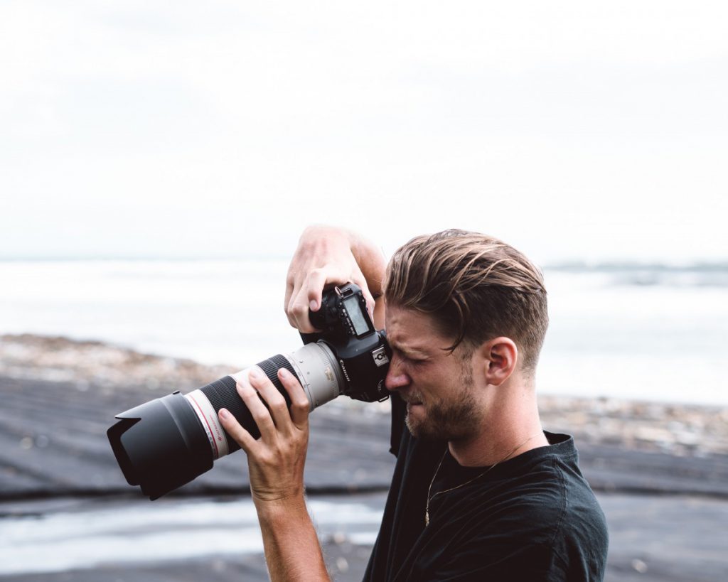herenkapsels met korte zijkant en lang haar boven op